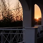 Lourdas White Βίλα *