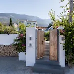 Lourdas White * Λουρδάτα