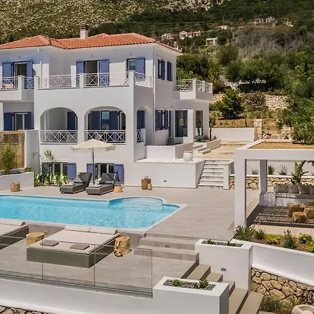 Villa Lourdas White *