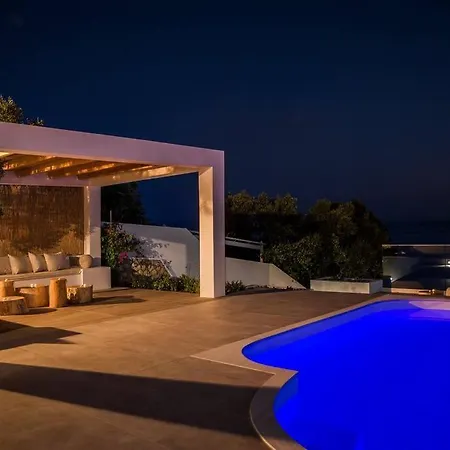 Lourdas White Lurdáta