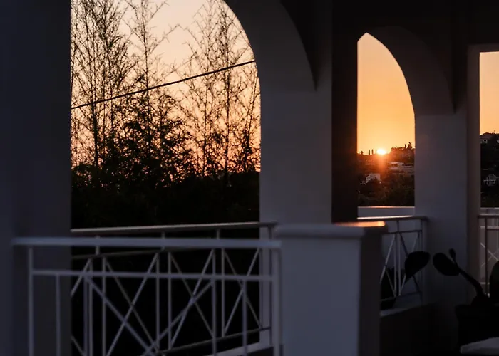 Lourdas White Villa *