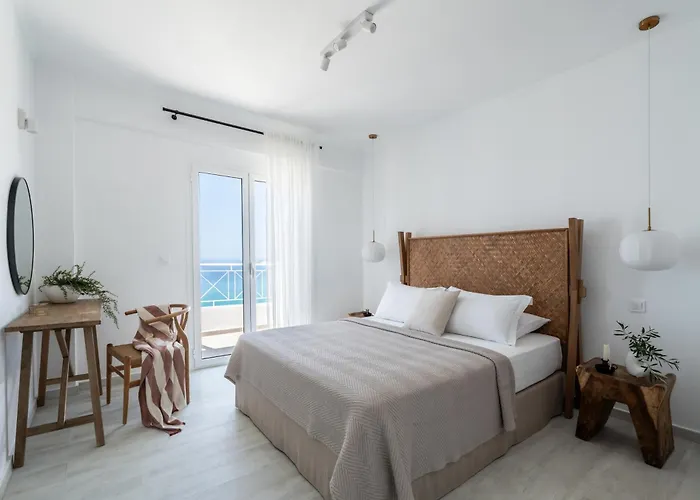 Lourdas White Villa